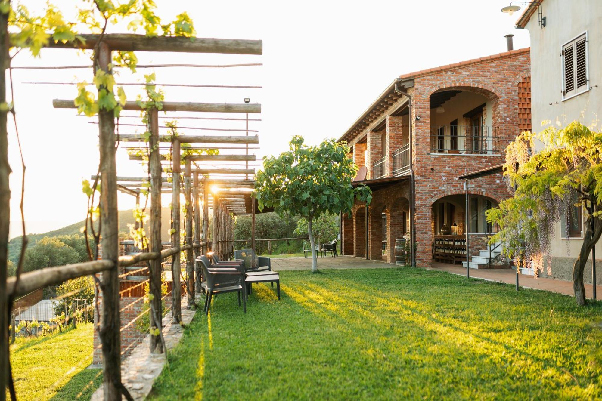 Agriturismo La Burlanda Fosdinovo Ngoại thất bức ảnh